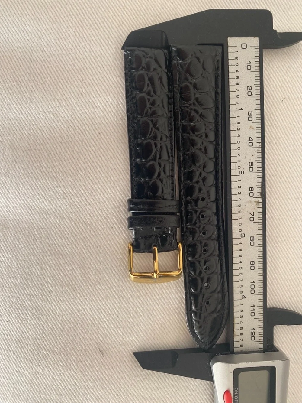 Black Croc-Embossed Leather Watch Strap with Gold Buckle Franck Muller 18mm